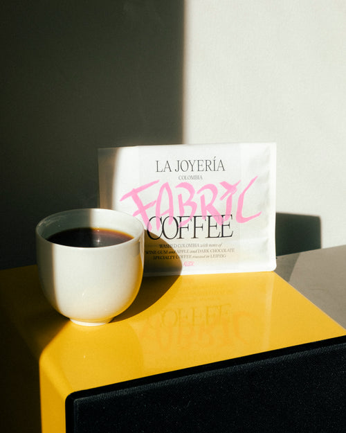 Eine 250 Gramm Tüte unseres Kaffees La Joyería.